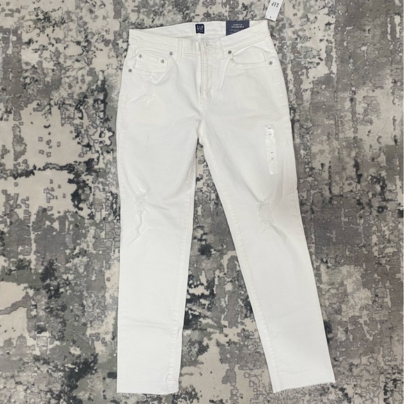 NEW GAP stretch girlfriend jean - Picture 1 of 4